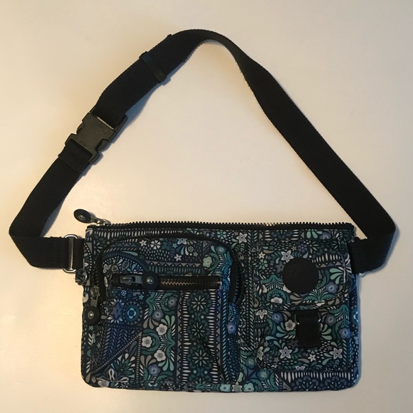 Kipling Handbags - Kipling Presto Convertible Waist-pack bag. Kipling Handbags - Kipling Presto Convertible Waist-pack bag.